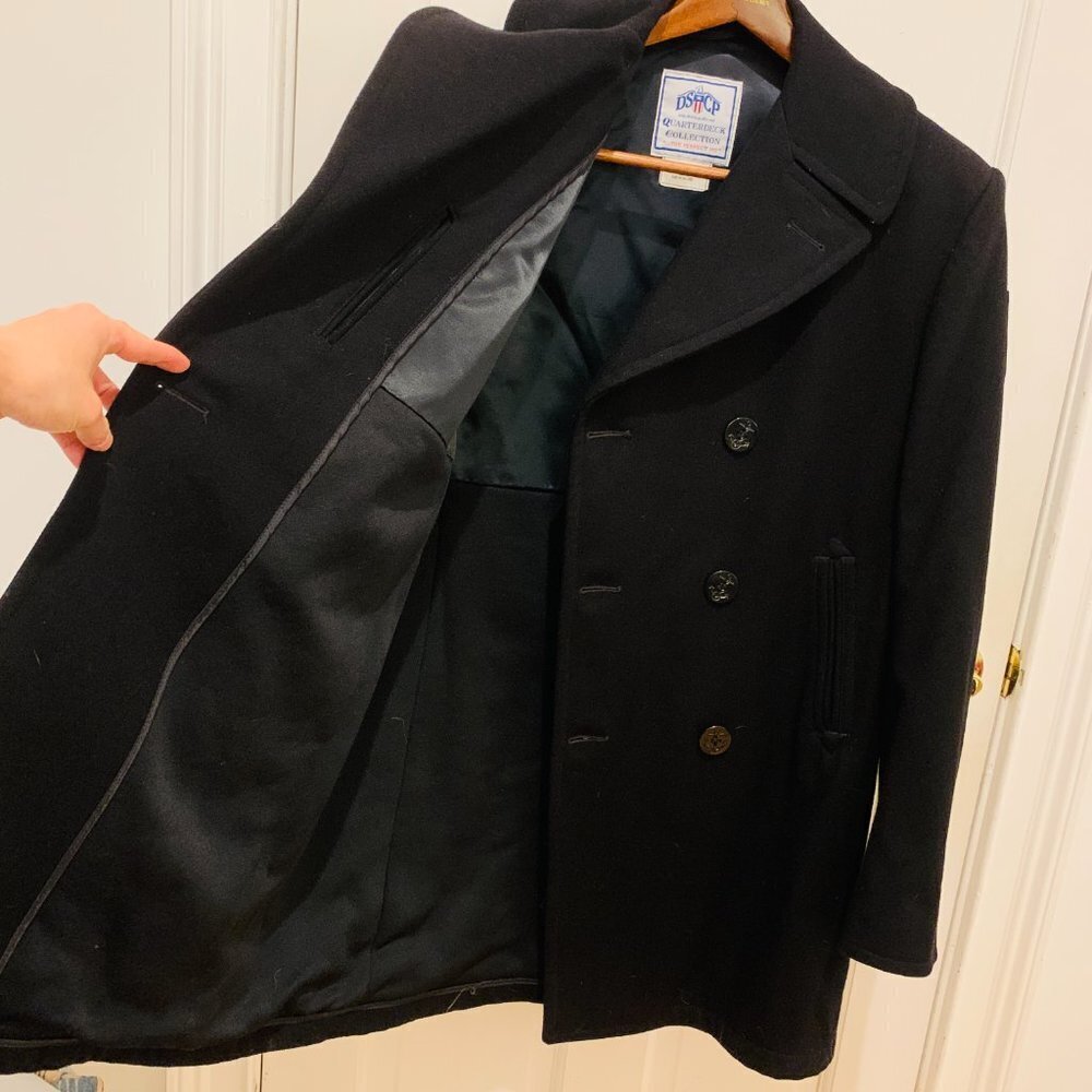 DSCP Quarterdeck Collection Genuine Navy Issue Wool Pea Coat Size 42XL MINT!!! - Picture 10 of 16